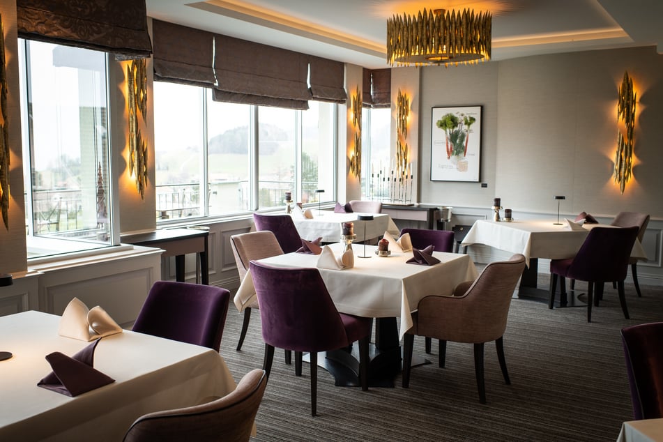 Gasthaus Fernsicht Die Tische des Gourmet Restaurants «Incantare» sind bereit für die Gäste.